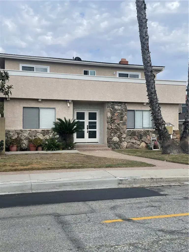 2217 Voorhees Avenue, Redondo Beach, CA 90278 - #2