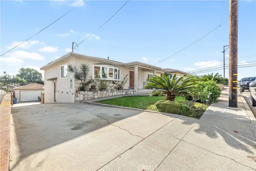 4580 W 132nd Street, Hawthorne, CA 90250 - #2