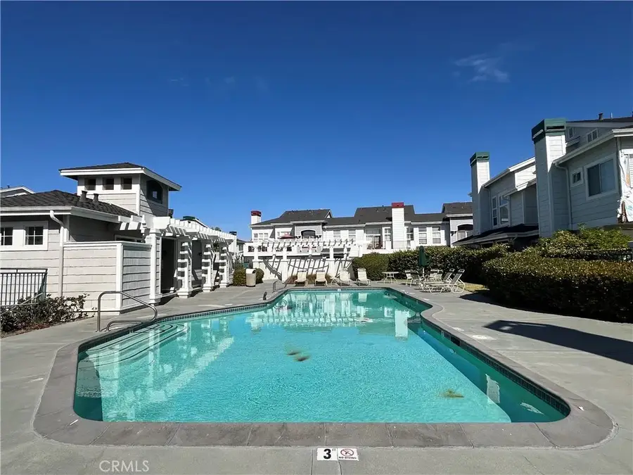 549 Shoal Circle, Redwood City, CA 94065 - Image #3