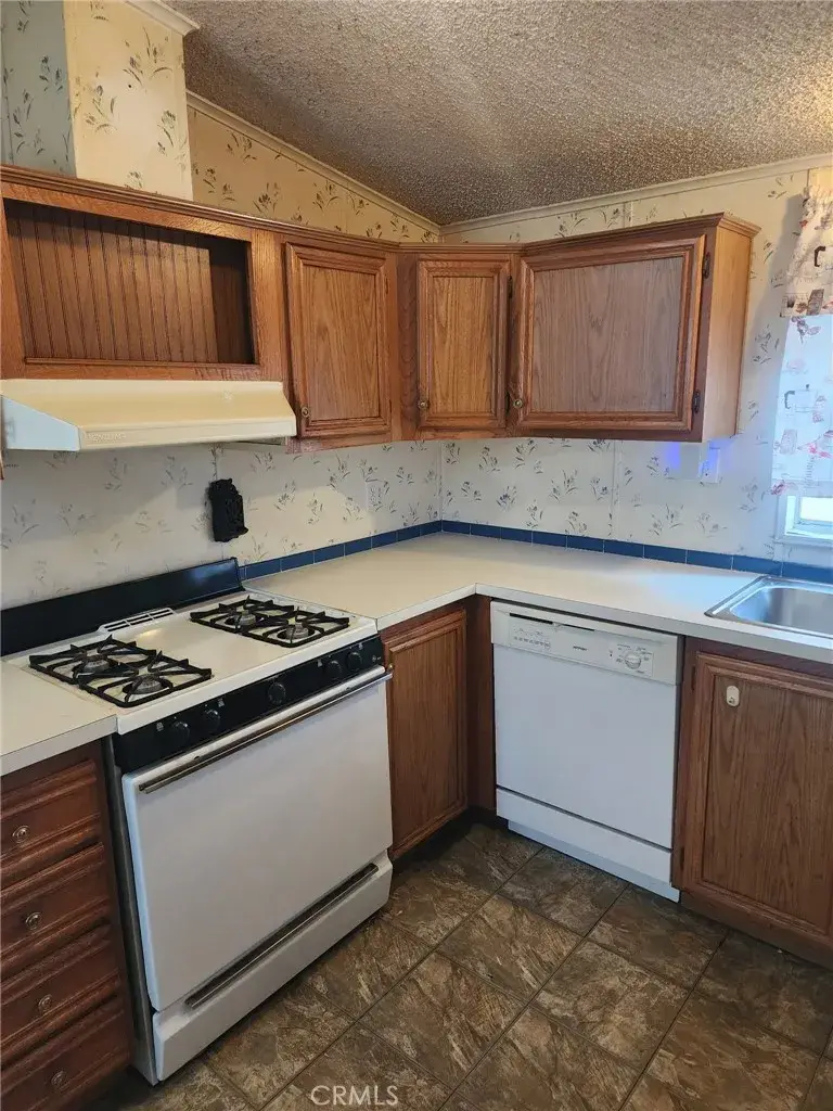 16950 S Gramercy #23 A, Gardena, CA 90247 - Image #3