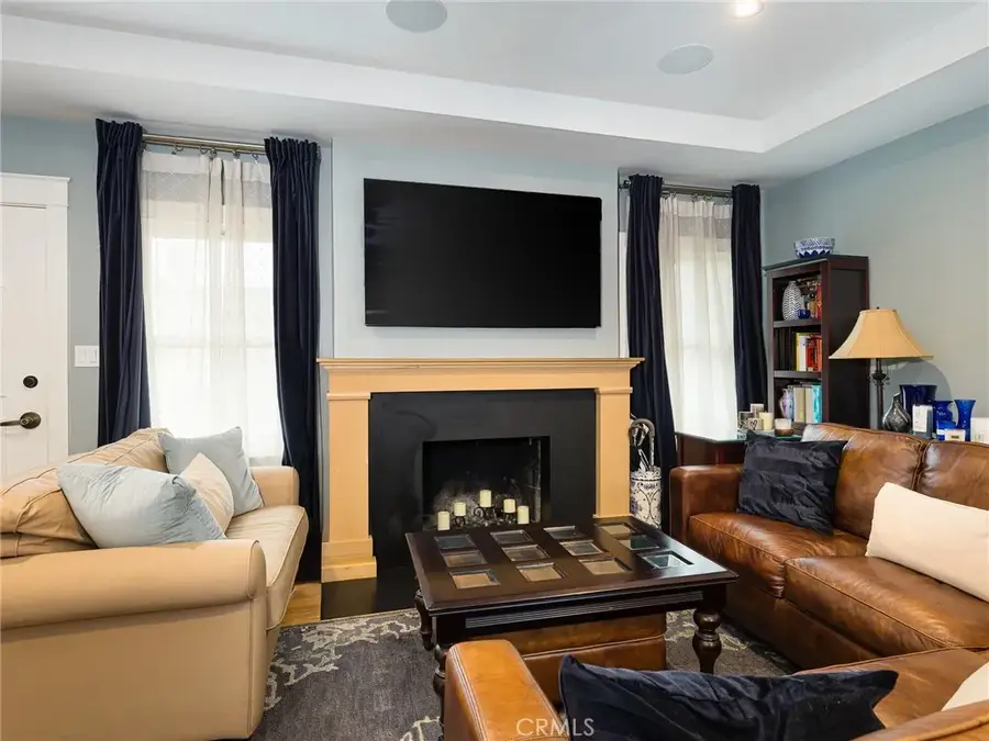 211 E Pine Avenue, El Segundo, CA 90245 - #3