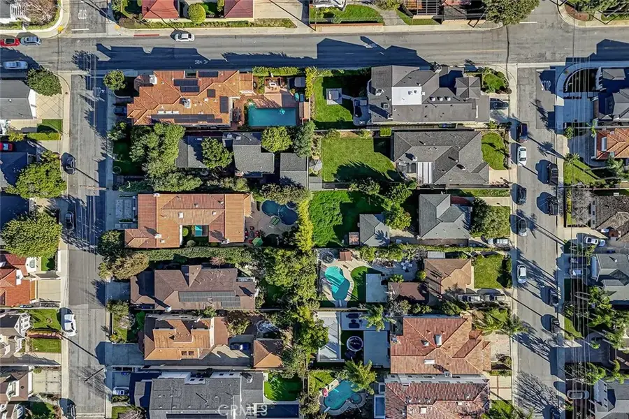 1647 Ruhland, Manhattan Beach, CA 90266 - Image #3