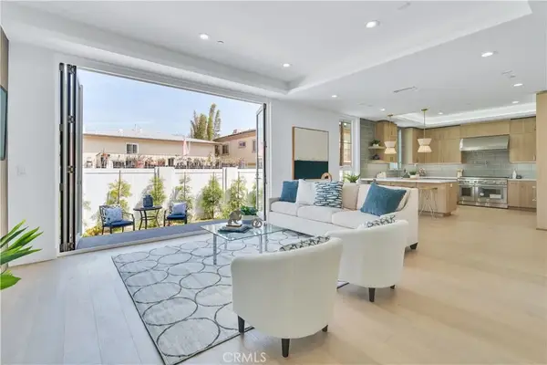 3202 Green Lane, Redondo Beach, CA 90278