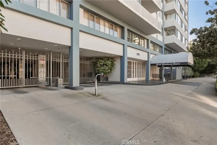 969 Hilgard #707, Los Angeles, CA 90024 - Image #2