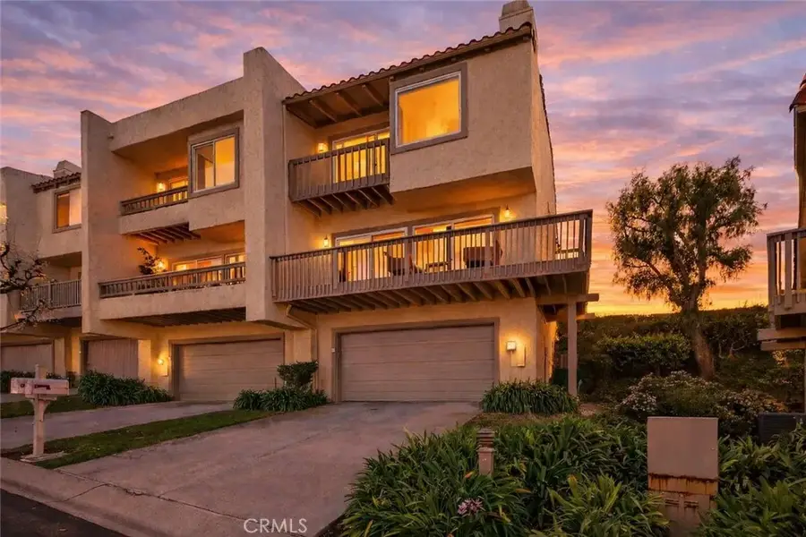 25 Hilltop Circle, Rancho Palos Verdes, CA 90275 - Image #2
