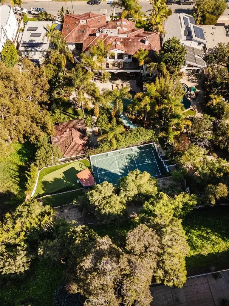 1807 Valley Park Avenue, Hermosa Beach, CA 90254 - #2