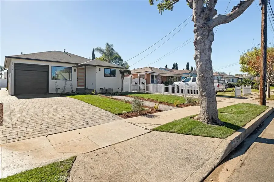 1544 W 215th, Torrance, CA 90501 - Image #3