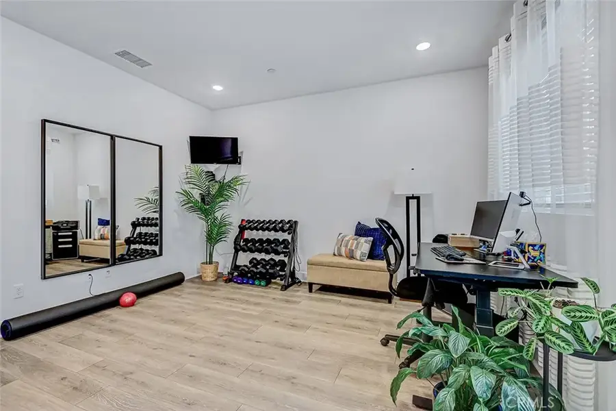 1669 Yorktown, San Pedro, CA 90732 - Image #3