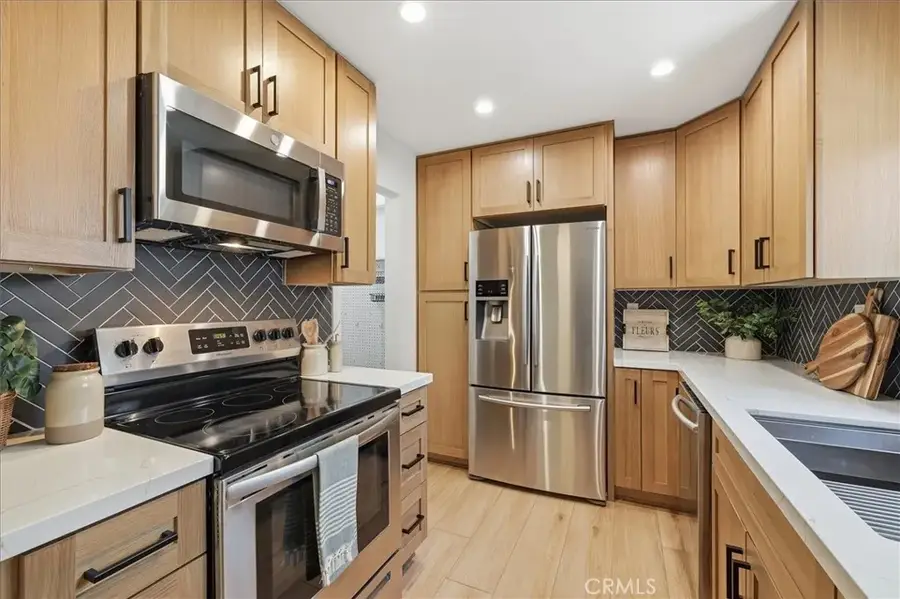 2606 Gates Avenue #2, Redondo Beach, CA 90278 - #3