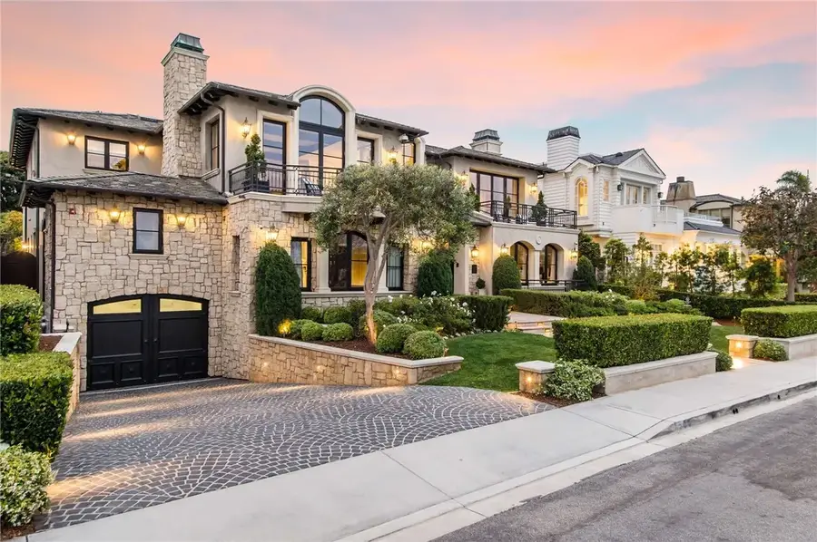 500 N Poinsettia Avenue, Manhattan Beach, CA 90266 - #2