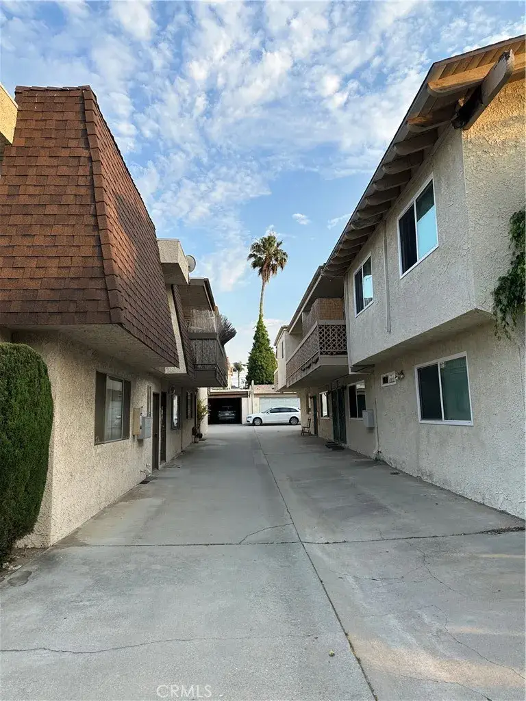 2220 Huntington Lane, Redondo Beach, CA 90278 - #3