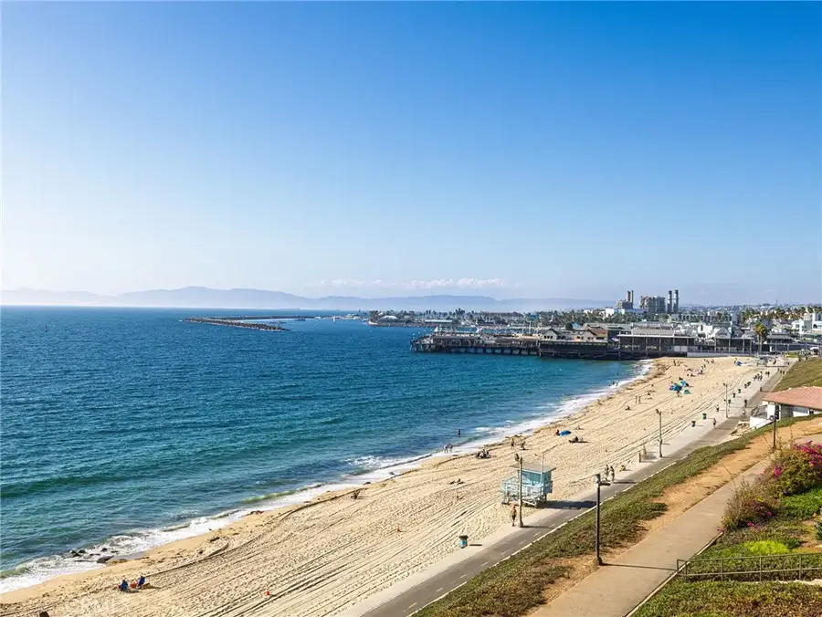 531 Esplanade #313, Redondo Beach, CA 90277 - Image #2