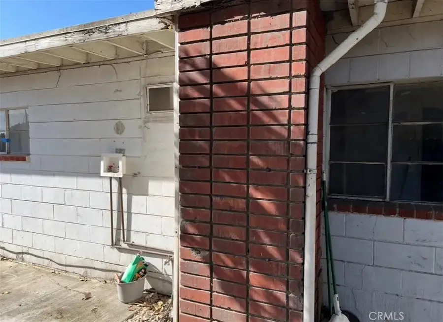 1422 E Sandison, Wilmington, CA 90744 - #2