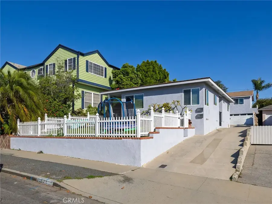 526 Sheldon Street, El Segundo, CA 90245 - #3