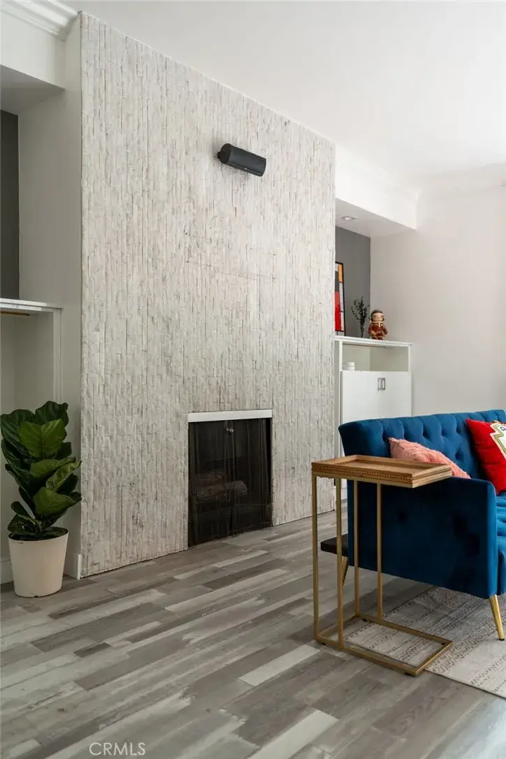 1277 S S Beverly Glen Blvd #107, Los Angeles, CA 90024 - Image #2