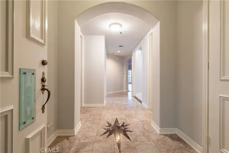 120 S Palm, Beverly Hills, CA 90212 - #2