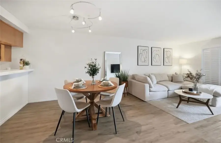 1335 Newport Avenue #202, Long Beach, CA 90804 - #2