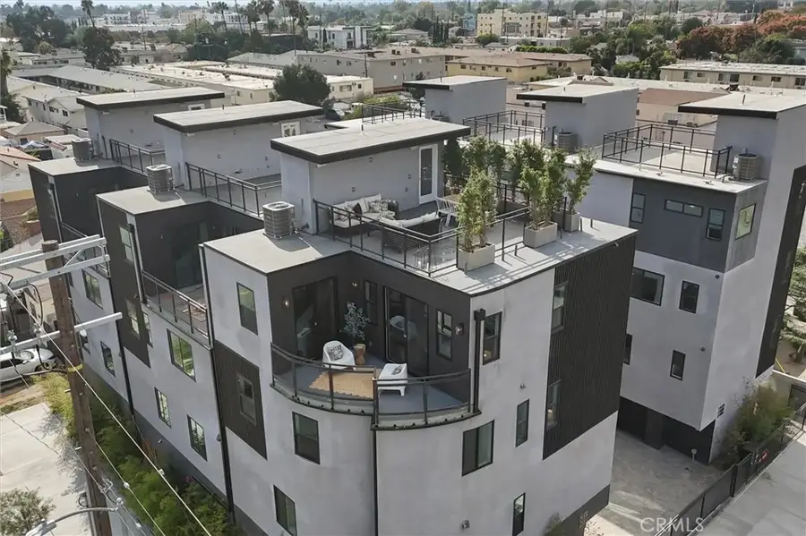 6051 N Tujunga Avenue, North Hollywood, CA 91606 - #3