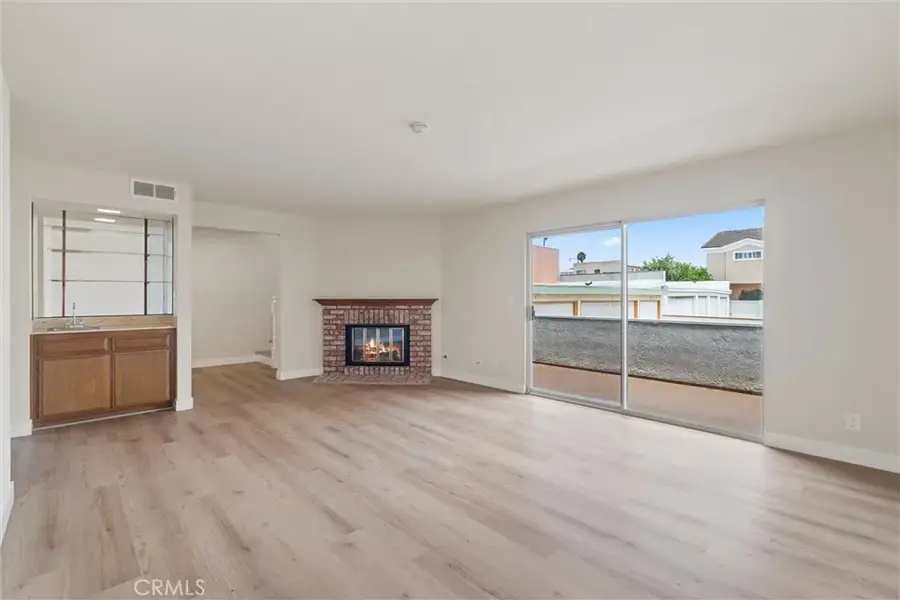 2609 Vanderbilt Lane #4, Redondo Beach, CA 90278 - #3