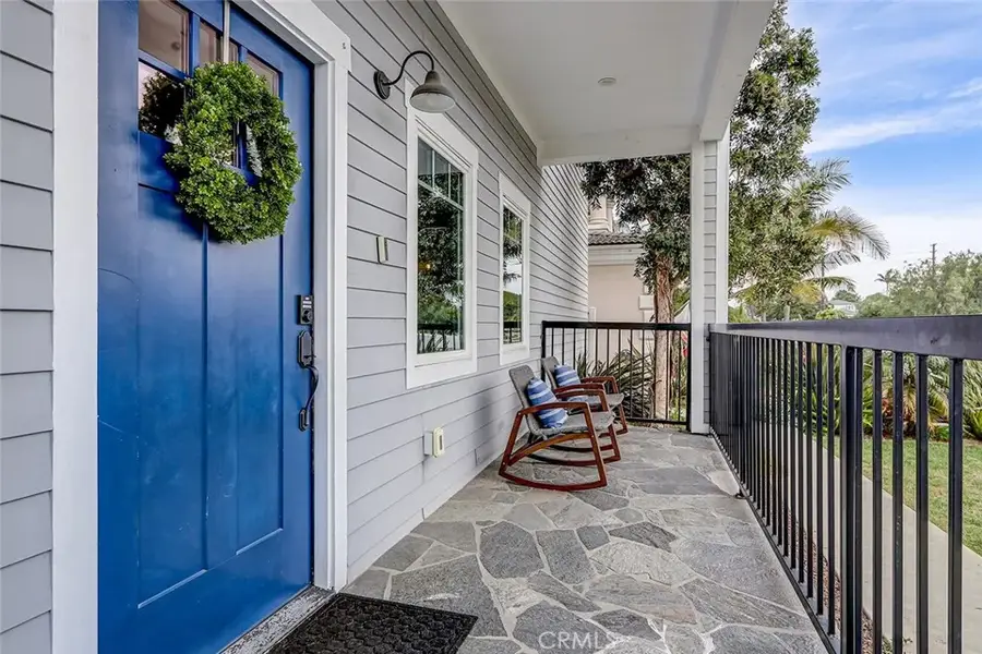 825 Center, El Segundo, CA 90245 - #3