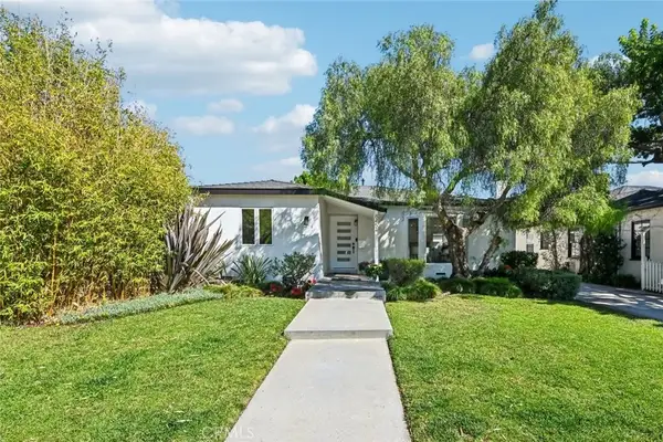 8454 Naylor Avenue, Los Angeles, CA 90045