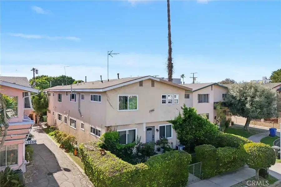 12066 Lamanda Street, Los Angeles, CA 90066 - #2