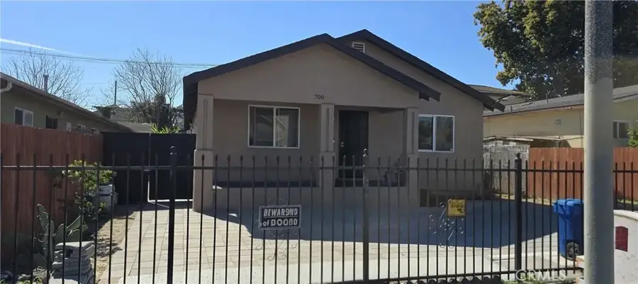 700 W 77th, Los Angeles, CA 90044 - #2