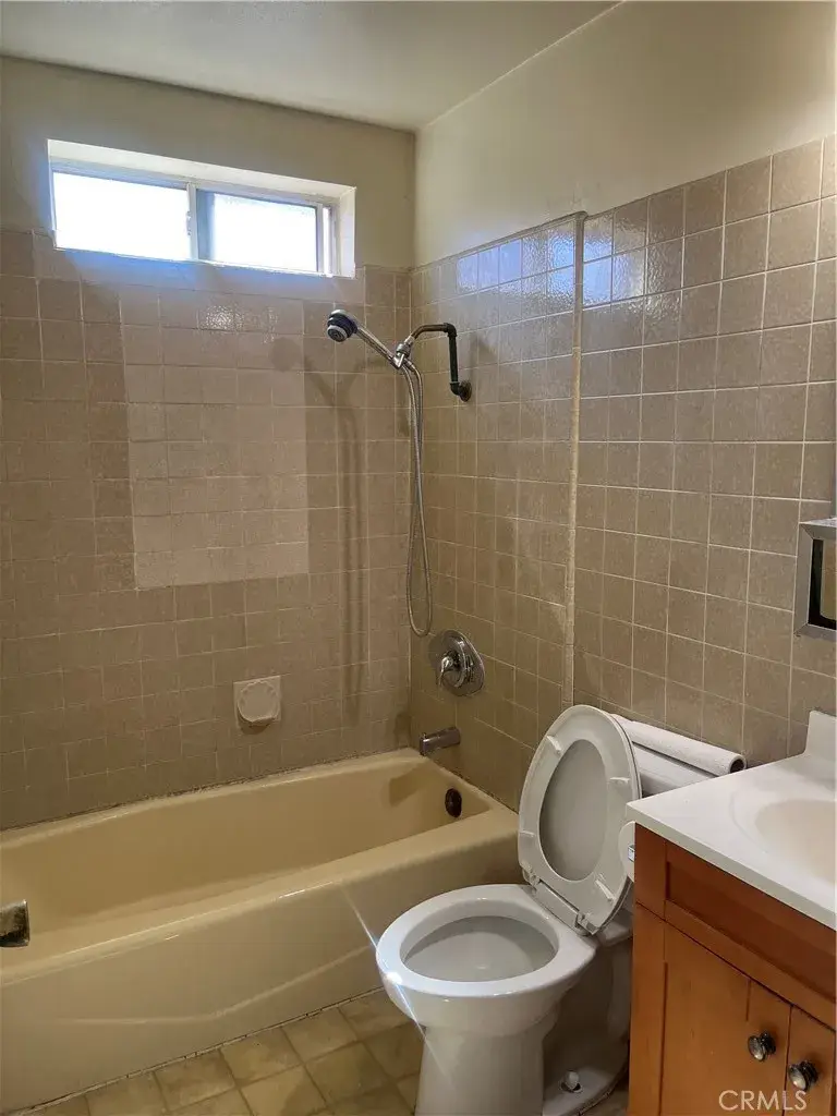 2114 N Bahama Avenue, Los Angeles, CA 90059 - #2