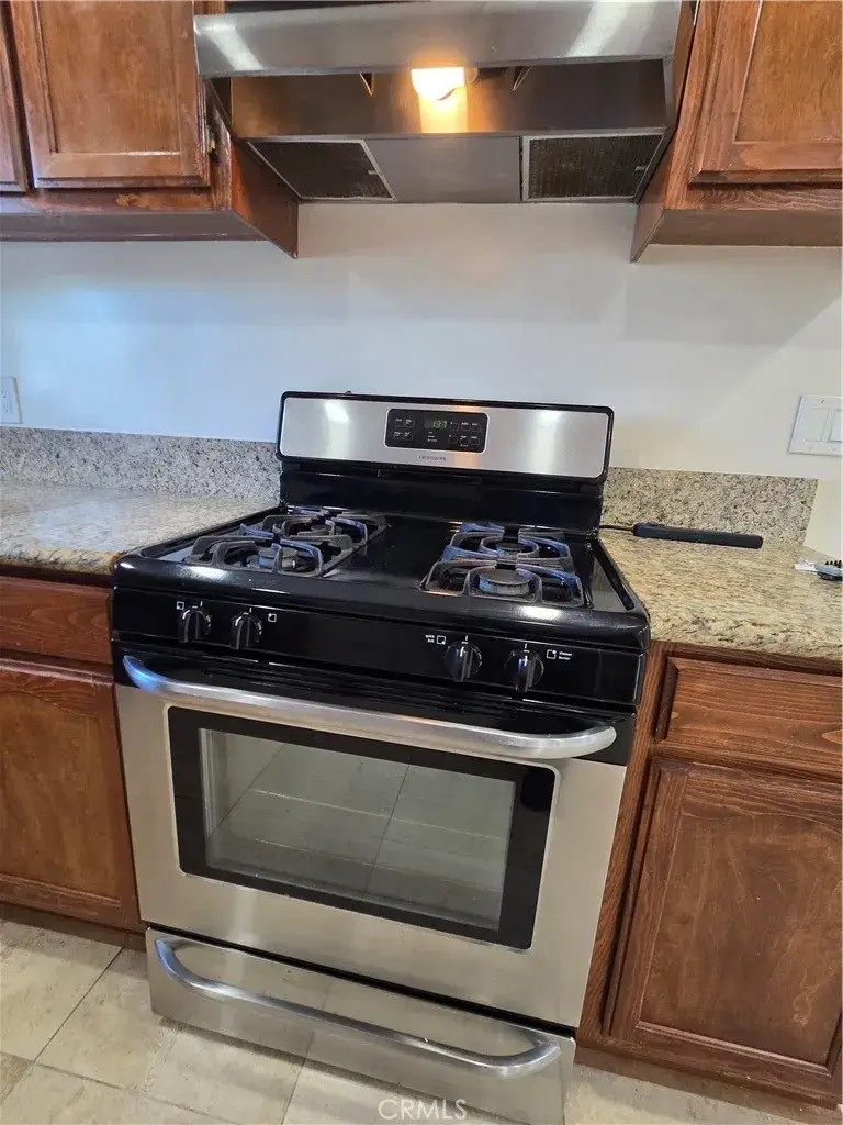 825 W 144th, Gardena, CA 90247 - #3