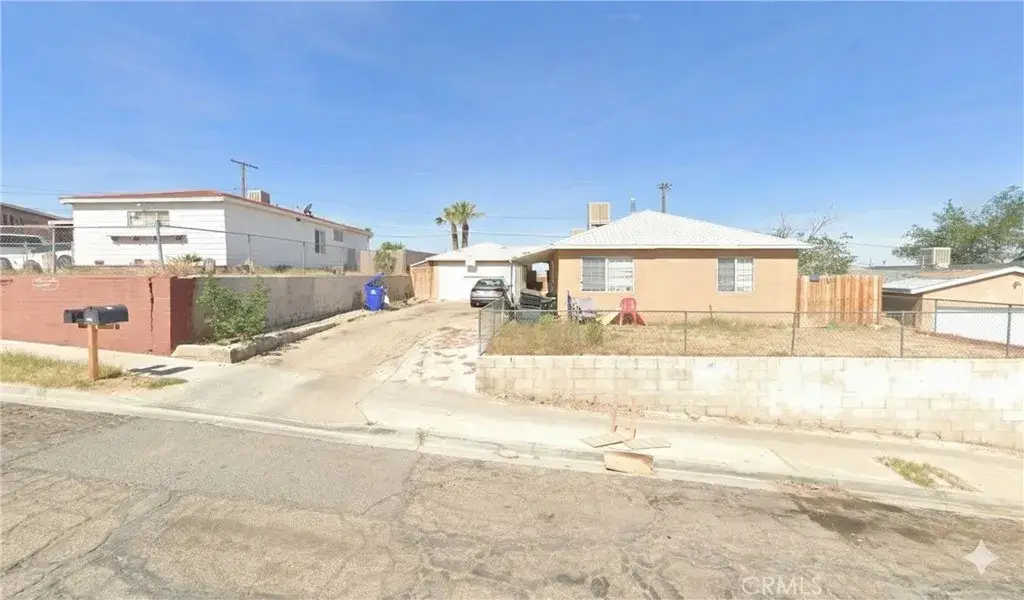 322 Maxine, Barstow, CA 92311 - #1