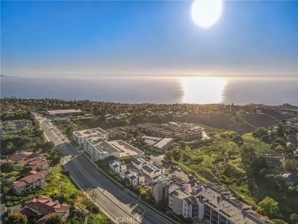 6542 Ocean Crest Drive #D204, Rancho Palos Verdes, CA 90275