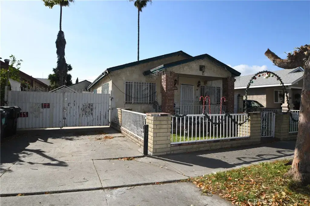 1741 Gaviota Avenue, Long Beach, CA 90813 - #1