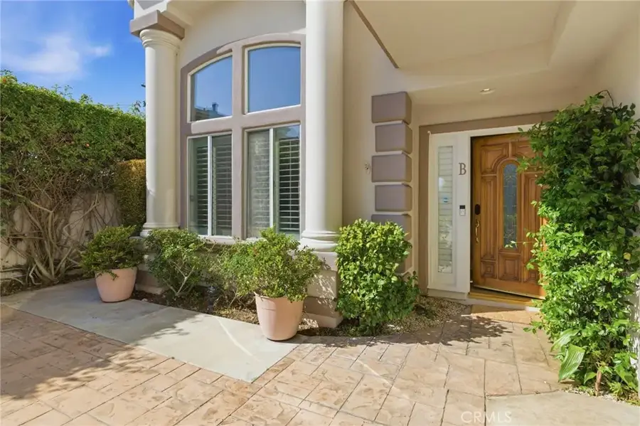 2409 Ruhland Ave. #B, Redondo Beach, CA 90278 - #3