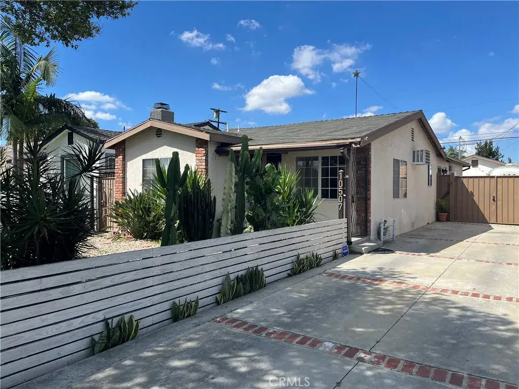 10507 Pinehurst Avenue, South Gate, CA 90280 - #1