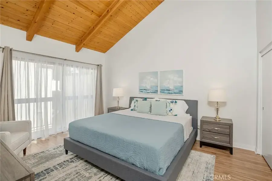 1655 Greenfield Avenue #14, Los Angeles, CA 90025 - #3