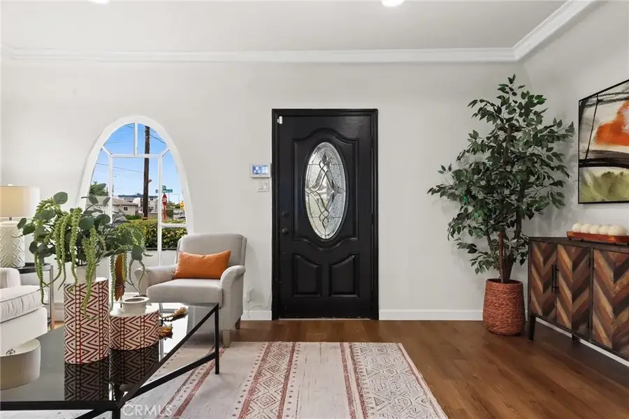 15032 S Mariposa Avenue, Gardena, CA 90247 - #2