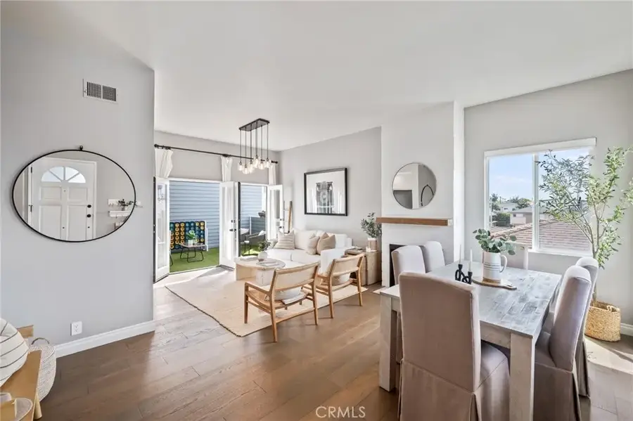 1300 12th Street #E, Manhattan Beach, CA 90266 - #2