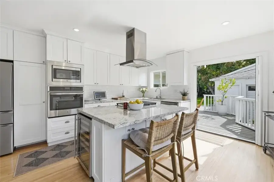 8410 Alverstone Avenue, Los Angeles, CA 90045 - #3