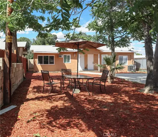 118 Roberts Ln, Bakersfield, CA 93308