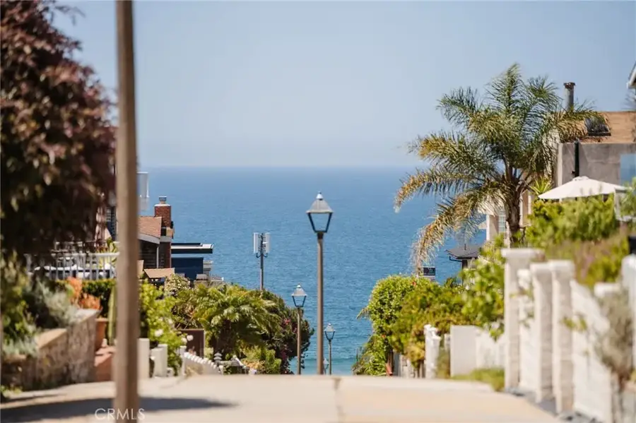 429 20th Street, Manhattan Beach, CA 90266 - #3