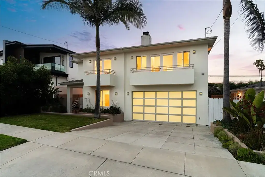 1305 11th, Manhattan Beach, CA 90266 - #1