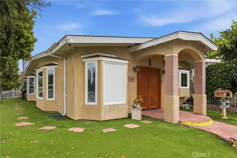 926 N Rowell Avenue, Manhattan Beach, CA 90266 - #2