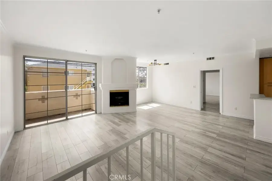 7122 La Tijera Boulevard #H101, Los Angeles, CA 90045 - #2