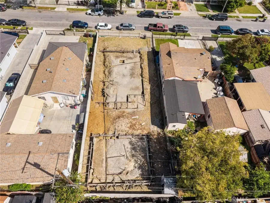 1114 E Glencoe, Compton, CA 90221 - #3