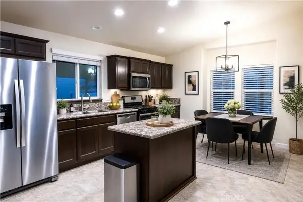 3595 Santa Fe #162, Long Beach, CA 90810