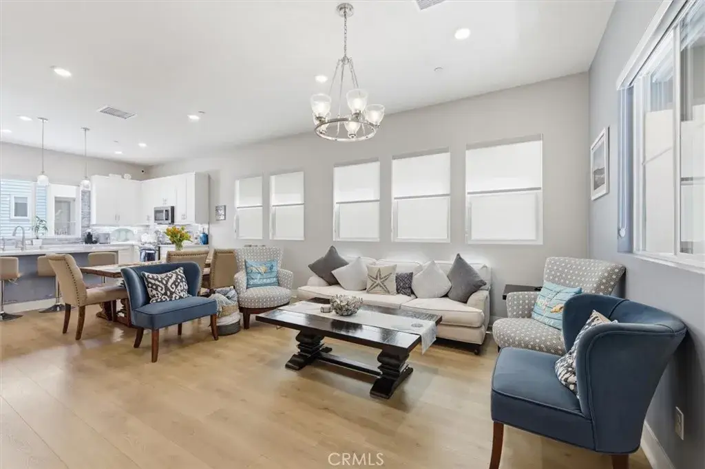 1642 W Saratoga Lane, San Pedro, CA 90732 - #1