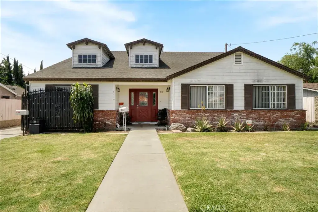 8118 Alameda, Downey, CA 90242 - #1