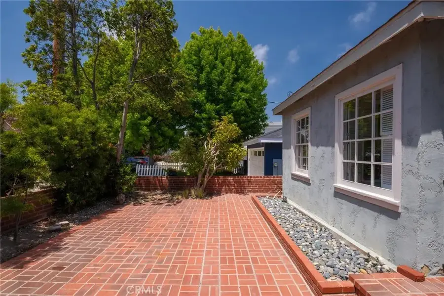 2504 Palm Avenue, Manhattan Beach, CA 90266 - #3