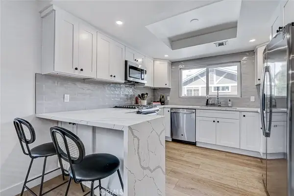 1917 Nelson Avenue #E, Redondo Beach, CA 90278