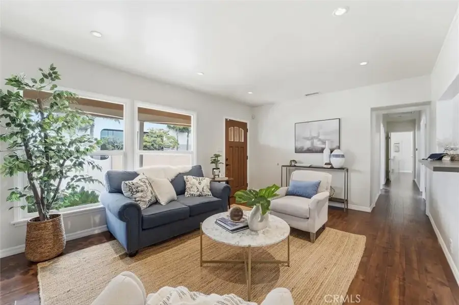 11937 S La Cienega, Hawthorne, CA 90250 - #3